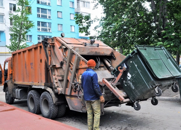 Генпрокуратура предложила вывозить отсортированный мусор бесплатно