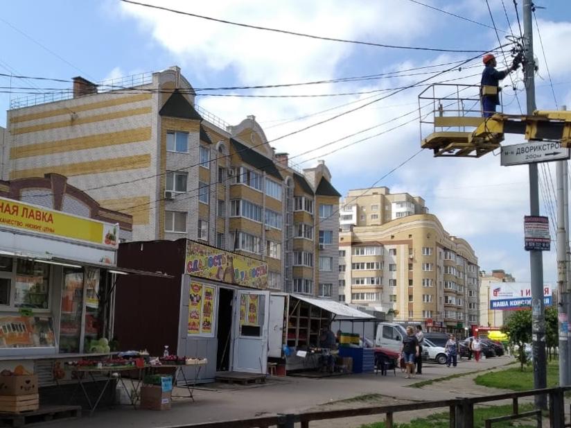 В Тамбове незаконно установленные ларьки начали отключать от электричества