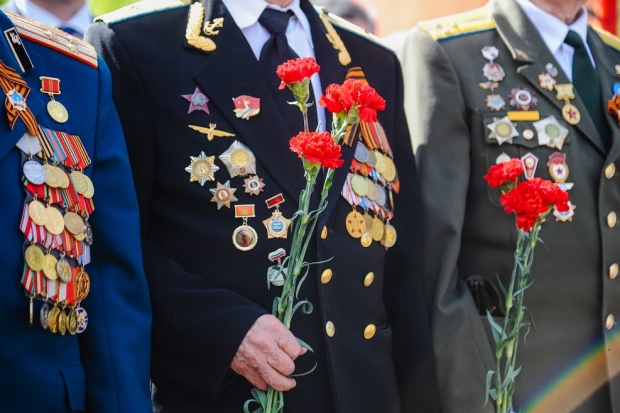 В поддержку героя-фронтовика Игната Артеменко и Великой Победы выступили ветераны